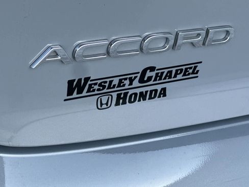 Used 2023 Honda Accord Sport image 11
