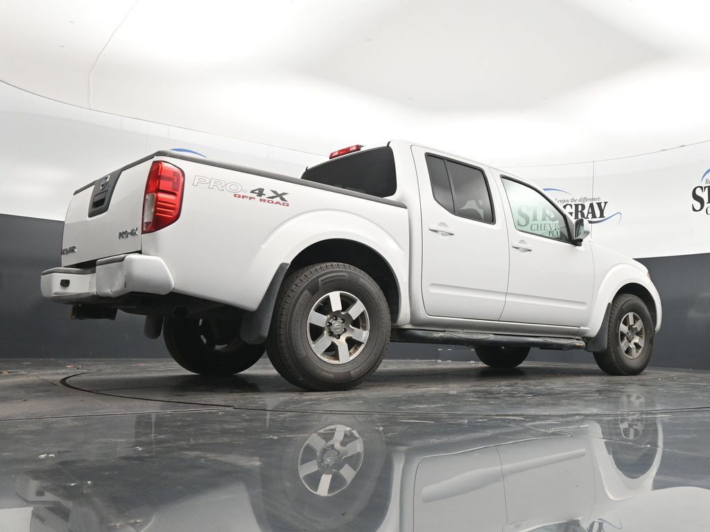 Used 2012 Nissan Frontier PRO-4X AWD/4WD image 32