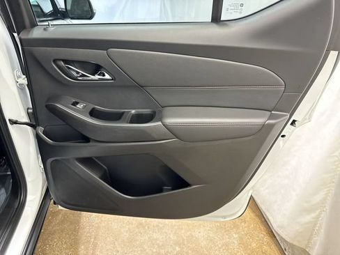 Used 2023 Chevrolet Traverse RS w/ LPO, Floor Liner Package AWD/4WD image 32