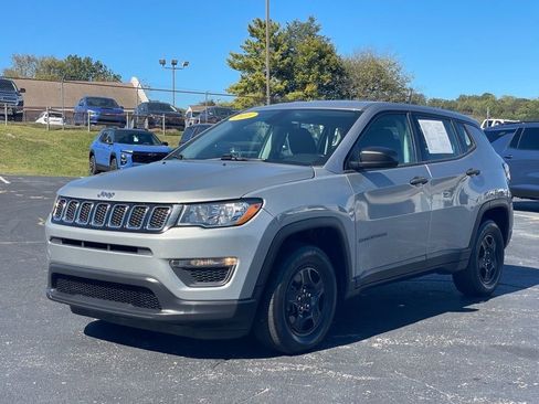 Used 2018 Jeep Compass Sport w/ Cold Weather Group image 3