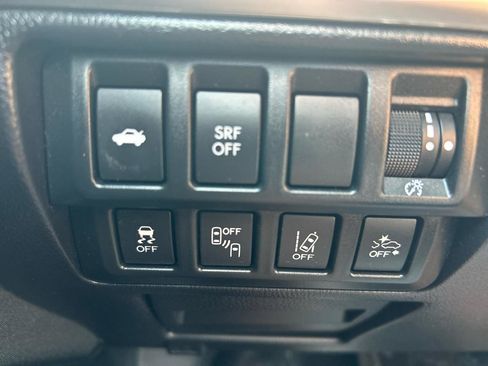 Used 2015 Subaru Legacy 2.5i Premium AWD/4WD image 10