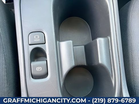 Used 2025 Toyota Corolla LE FWD image 15