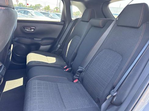 Used 2025 Honda HR-V Sport image 16