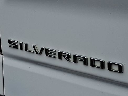 Used 2022 Chevrolet Silverado 1500 LT image 29