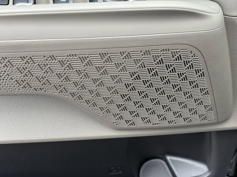 New 2026 Kia Carnival image 19