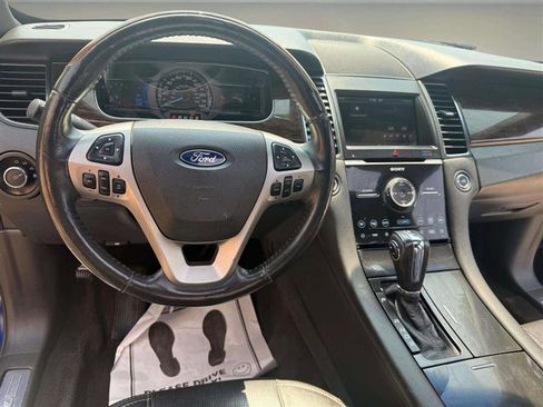 Used 2013 Ford Taurus Limited image 27