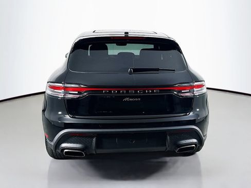 Certified 2026 Porsche Macan AWD/4WD image 10
