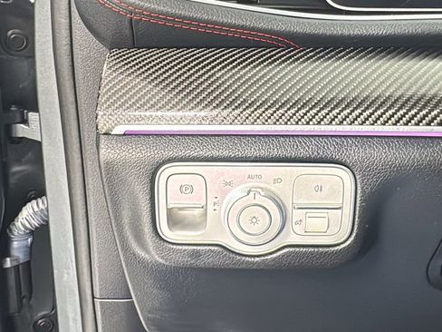 Used 2022 Mercedes-Benz GLE 53 AMG GLE 53 AMG image 32