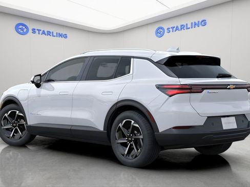 New 2026 Chevrolet Equinox EV LT FWD image 3