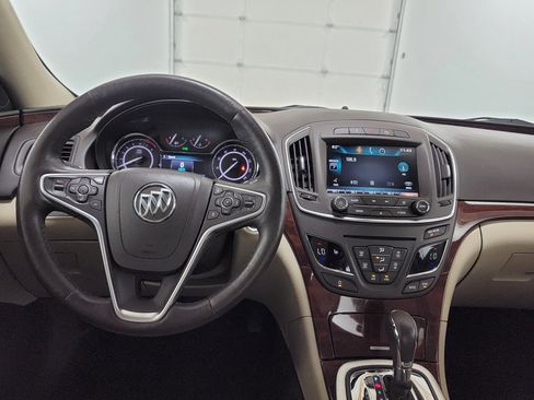 Used 2015 Buick Regal Premium FWD image 11