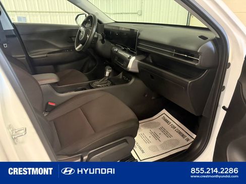 Used 2024 Hyundai Kona SEL AWD/4WD image 28