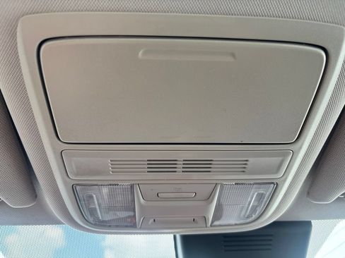 Used 2018 Honda Accord LX image 15