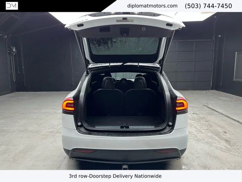 Used 2018 Tesla Model X 75D image 40