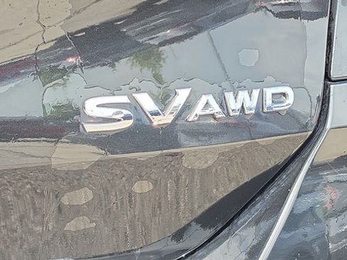 Used 2018 Nissan Rogue SV AWD/4WD image 21