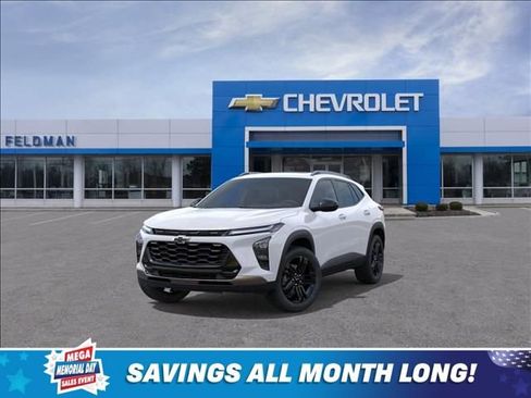 New 2026 Chevrolet Trax ACTIV w/ Sunroof Package FWD image 8