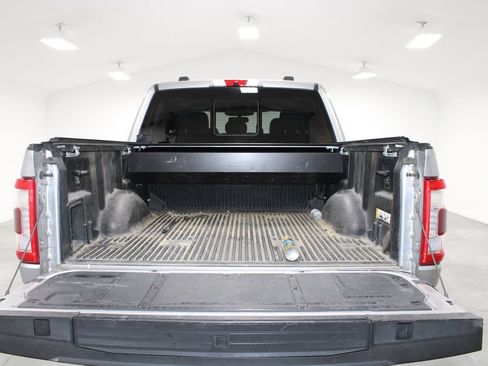 Used 2021 Ford F150 Lariat AWD/4WD image 16