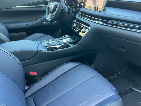 New 2026 INFINITI QX60 Sport w/ Dark Cargo Package image 18