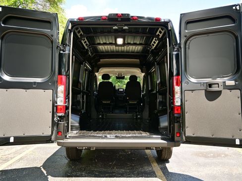 New 2026 RAM ProMaster 1500 w/ Convenience Group FWD image 19
