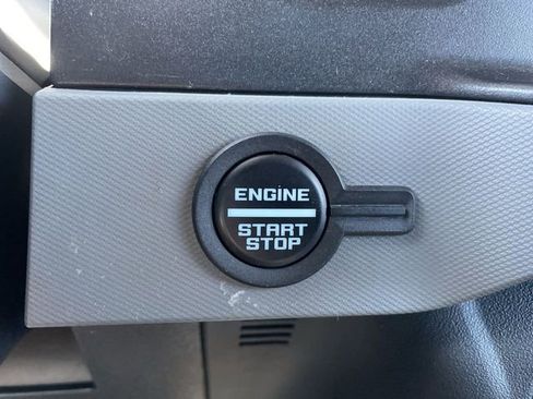 Used 2022 Ford Bronco Black Diamond image 17