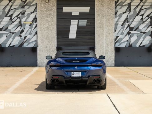 Used 2025 Ferrari Roma Spider RWD image 13
