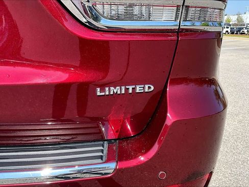 Used 2021 Jeep Grand Cherokee Limited w/ Trailer Tow Group IV AWD/4WD image 33