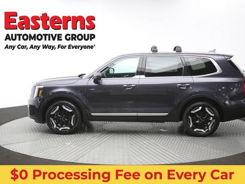 Used 2025 Kia Telluride S AWD/4WD image 61