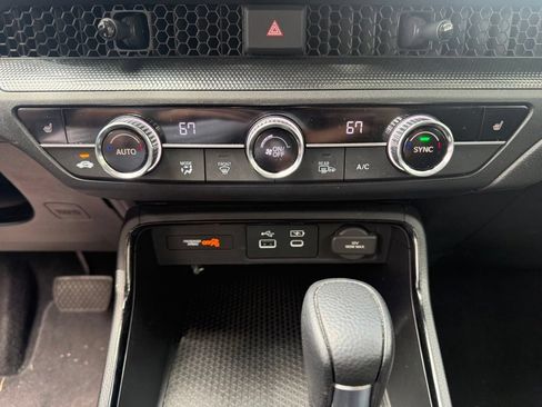 Certified 2024 Honda CR-V EX image 28