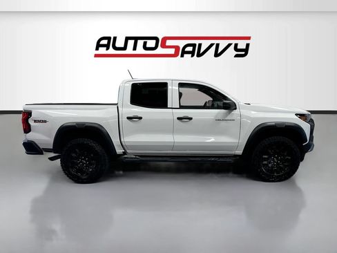 Used 2024 Chevrolet Colorado Trail Boss w/ Advanced Trailering Package AWD/4WD image 8