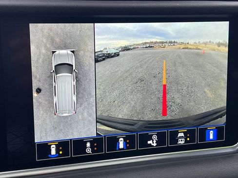 Used 2023 GMC Yukon Denali w/ Max Trailering Package image 27