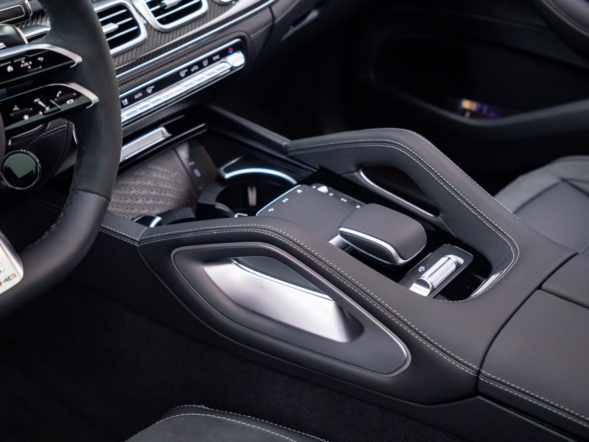 New 2026 Mercedes-Benz GLE 53 AMG 4MATIC Coupe image 12