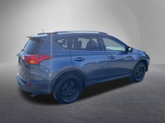 Used 2014 Toyota RAV4 LE AWD/4WD video 3