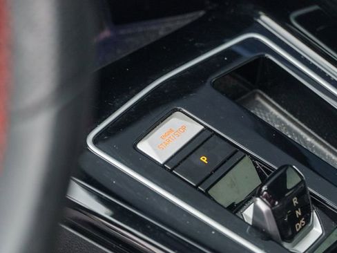 Used 2024 Volkswagen GTI SE w/ SE Leather Seats Package image 27