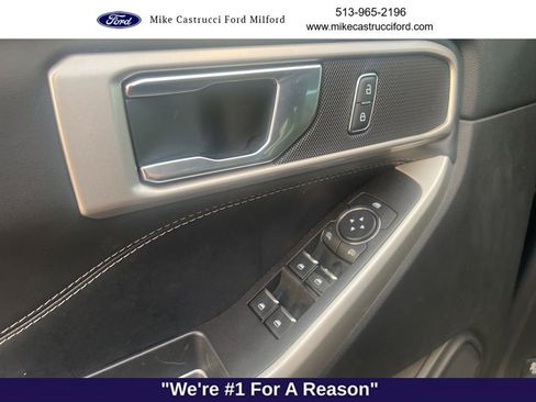 Certified 2021 Ford Explorer XLT w/ Equipment Group 202A image 11