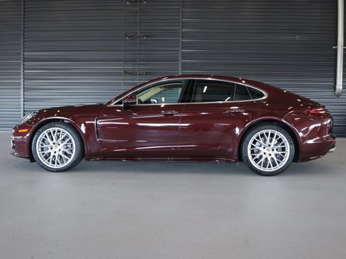 Used 2020 Porsche Panamera 4S AWD/4WD image 2