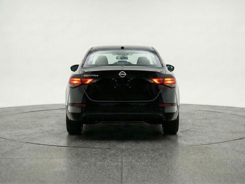 Used 2025 Nissan Sentra SV image 7