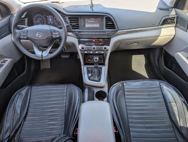 Used 2020 Hyundai Elantra SE w/ Cargo Package (C1) FWD image 5