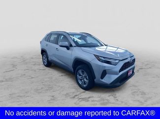 Used 2025 Toyota RAV4 XLE AWD/4WD video 3