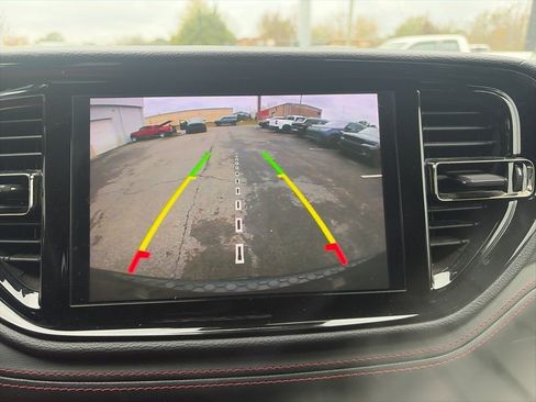 Used 2023 Dodge Durango GT image 20