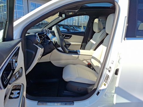 New 2026 Mercedes-Benz GLC 300 4MATIC image 12