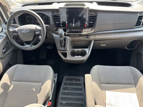 Used 2023 Ford Transit 350 XLT image 11