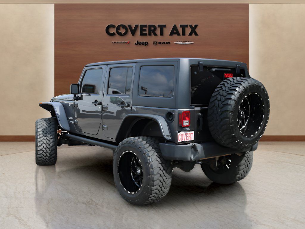Used 2018 Jeep Wrangler Unlimited Sport S AWD/4WD image 3