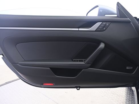 Certified 2026 Porsche 911 Targa 4S AWD/4WD image 26