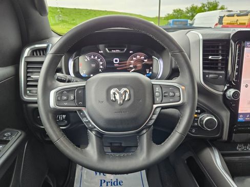 Used 2025 RAM 1500 Big Horn AWD/4WD image 21