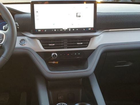 New 2026 Ford Explorer Active image 28