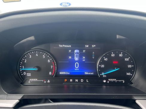 Used 2023 Ford Explorer XLT w/ Equipment Group 202A AWD/4WD image 28