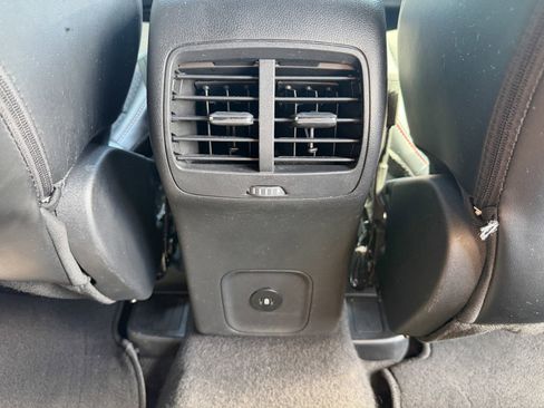 Used 2024 Ford Escape ST-Line AWD/4WD image 15