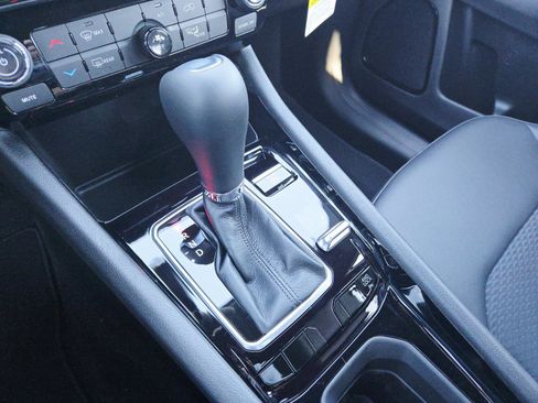 New 2026 Jeep Compass Latitude AWD/4WD image 25