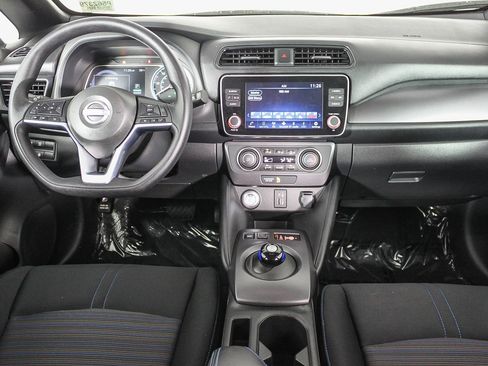 Certified 2025 Nissan Leaf S image 13