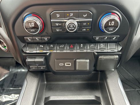 Used 2019 Chevrolet Silverado 1500 LTZ w/ LTZ Plus Package AWD/4WD image 29