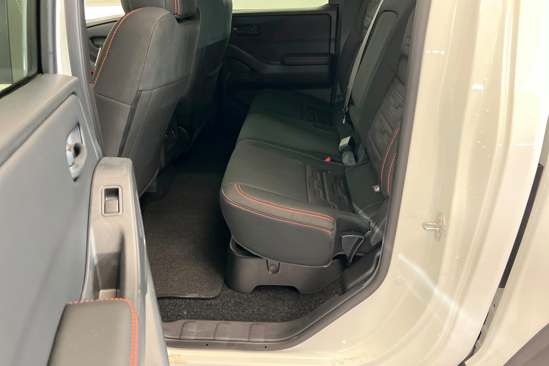 New 2026 Nissan Frontier PRO-4X w/ Pro-4x Convenience Package AWD/4WD image 21